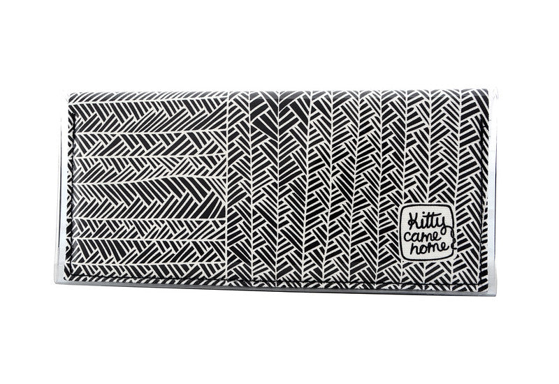 Bi-fold Clutch - Herringbone black and white