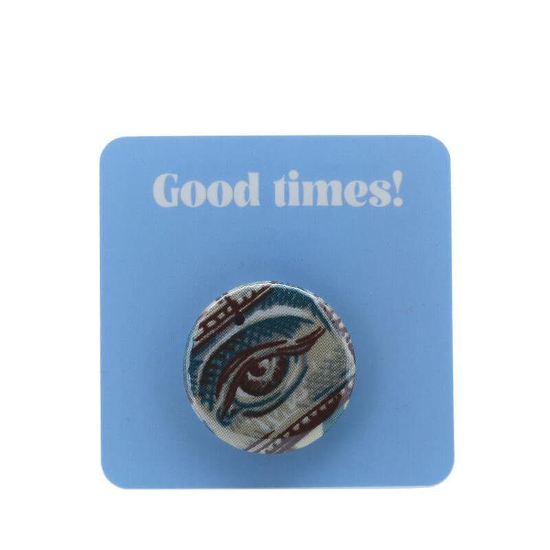 Button Badge - Frida - eye detail