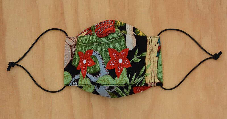 Face Mask - Frida's Garden 25